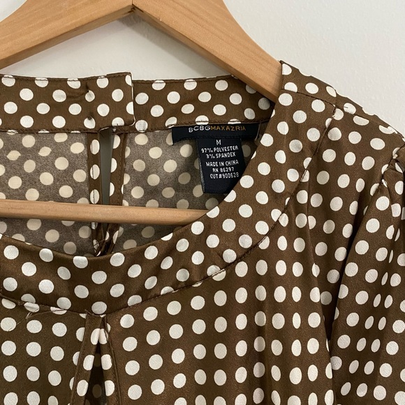 Ladies BCBGMaxAzria Polka Dot, Short Sleeve, Keyhole Dress - Picture 4 of 6